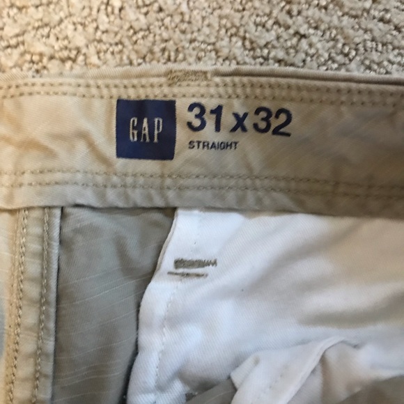 The Gap “Straight” Khaki Pants Men’s - Picture 2 of 2